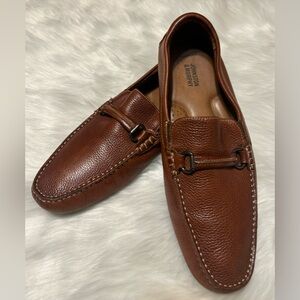 Johnston & Murphy Chestnut Leather Loafers Slip-Ons Made in Brazil.